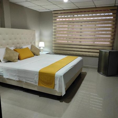 Royalinn Guayaquil Kültér fotó