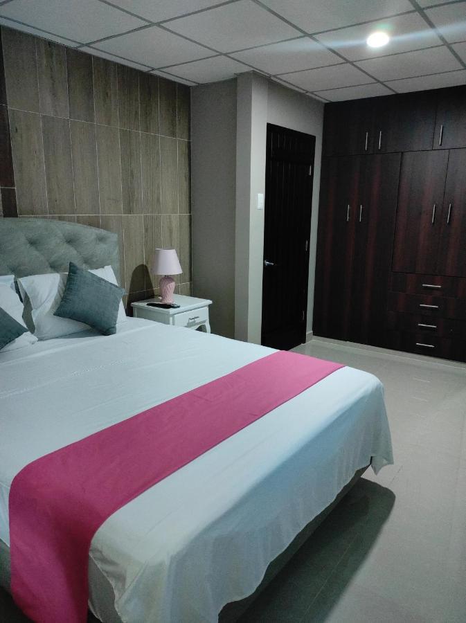 Royalinn Guayaquil Kültér fotó