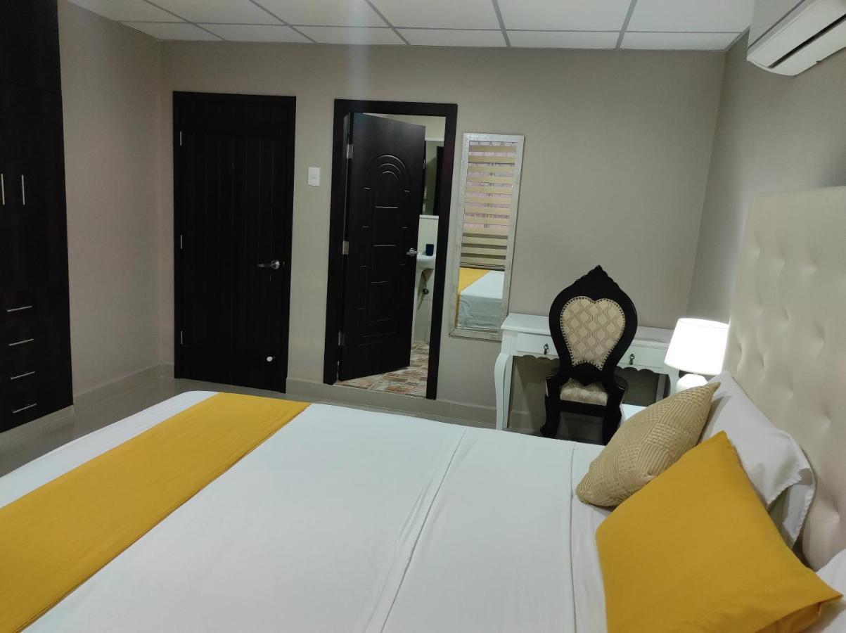 Royalinn Guayaquil Kültér fotó